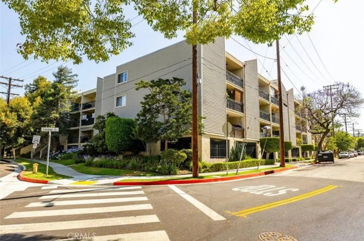 Stylish 2B2B Apartment Glendale